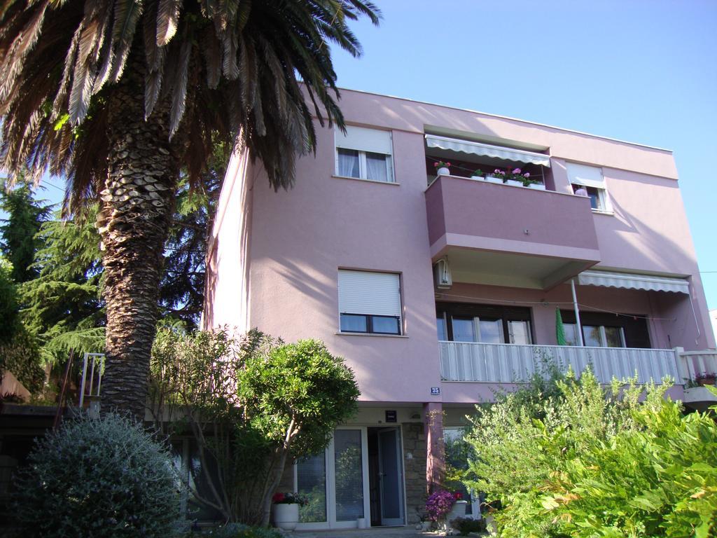 Apartment Nela And Vito Split